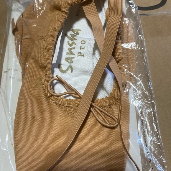 Sansha ballet slippers - Picture 5 of 10